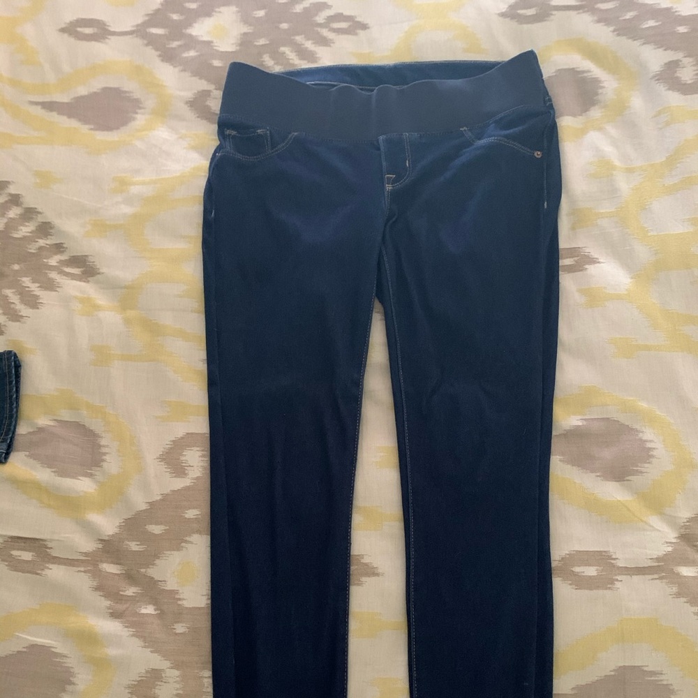 Old Navy Maternity Rockstar 24/7 jeggings